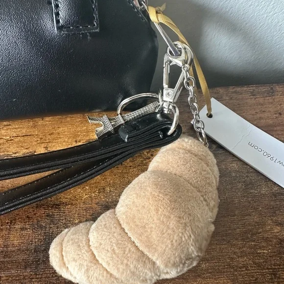 House of Harlow 1960 Black Mini Bag Wristlet w/ Plush Croissant Eiffel Tower NWT - Picture 4 of 6